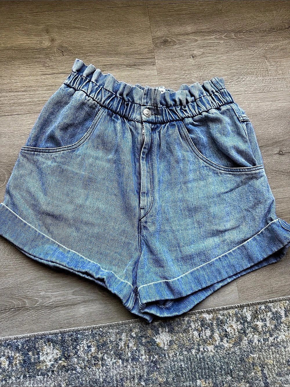 Isabel Marant Étoile Itea Paperbag-Waist Denim Shorts Blue Size 40